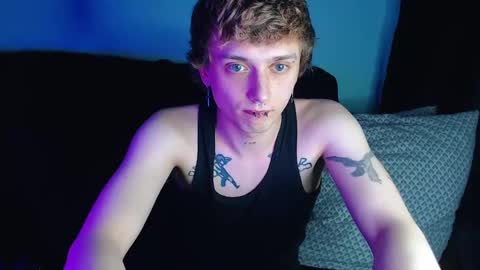 Snapshot of axxxturel chatting on 02.20.25 Ian skinny Slawa online show from 02.20.25