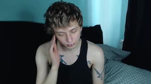 Snapshot of axxxturel chatting on 02.27.25 Ian skinny Slawa online show from 02.27.25