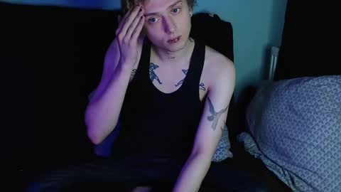 Snapshot of axxxturel chatting on 02.28.25 Ian skinny Slawa online show from 02.28.25