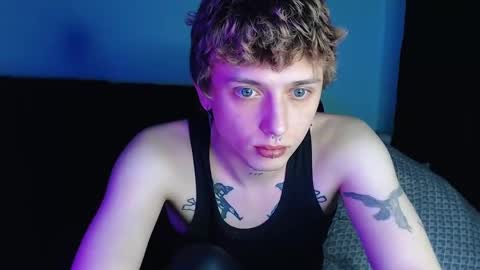 Snapshot of axxxturel chatting on 03.01.25 Ian skinny Slawa online show from 03.01.25