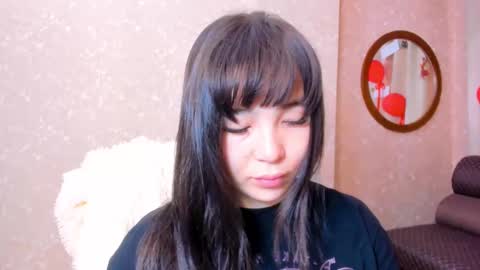 Snapshot of aya_moon chatting on 02.19.25 Aya Moon online show from 02.19.25