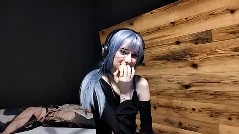 Snapshot of ayannapoellinetz chatting on 09.25.25 Eva online show from 09.25.25