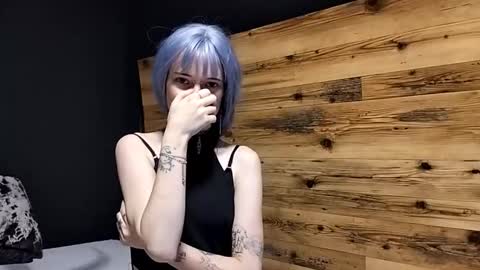 Snapshot of ayannapoellinetz chatting on 09.27.25 Eva online show from 09.27.25