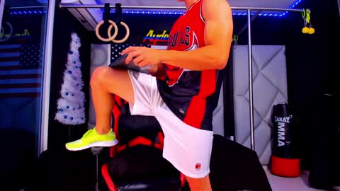 Ayden Miller online show from 01.05.25