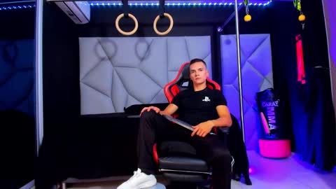 Ayden Miller online show from 03.05.25