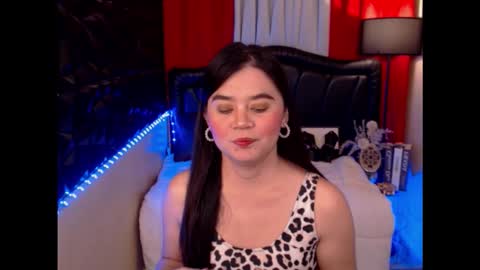 ayeshalove online show from 10.22.25