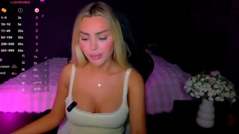  Ayla Demir  online show from 06.12.26