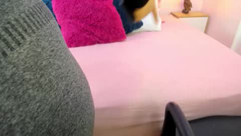 Ayla online show from 10.27.25