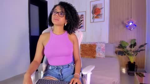 Ayleen online show from 12.18.25