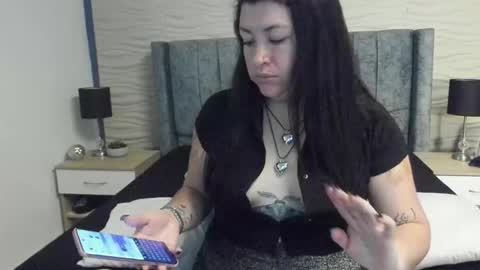 Snapshot of ayleen_miller chatting on 02.19.26 ayleen miller online show from 02.19.26