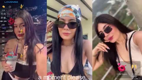 Snapshot of aylenmiller_ chatting on 10.27.25 Aylen online show from 10.27.25