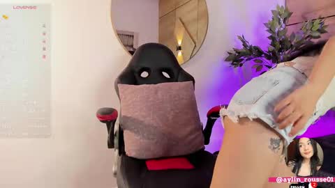 ayllin  online show from 10.04.25