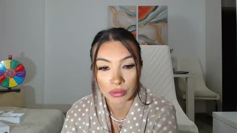 Aylin online show from 03.10.25