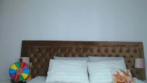 Aylin online show from 10.20.25