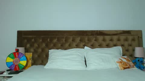 Aylin online show from 01.08.26