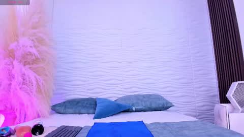 Snapshot of aylinlove_ chatting on 06.11.26 aylinlove_ online show from 06.11.26