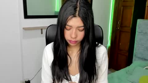 Snapshot of aysha_winxs chatting on 02.18.26 Aysha online show from 02.18.26