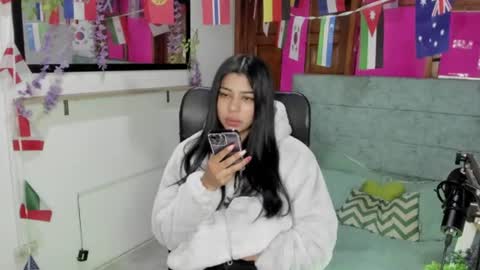Snapshot of aysha_winxs chatting on 07.17.26 Aysha online show from 07.17.26