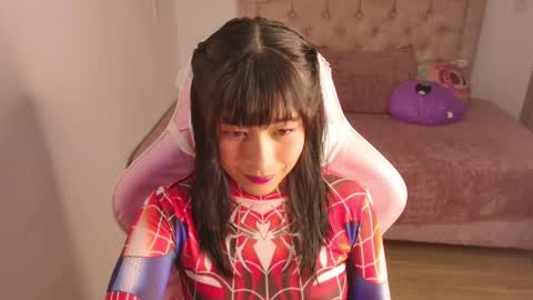   online show from 10.25.25