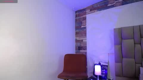 Azahara online show from 12.18.25