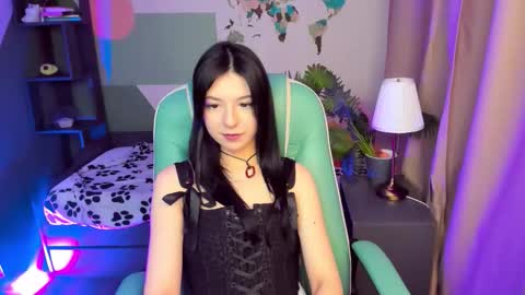 Azaliya online show from 12.04.25