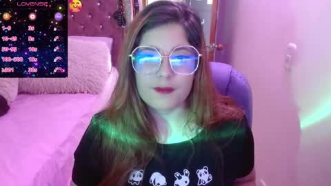 Snapshot of azamy_12 chatting on 01.16.25 Amanda online show from 01.16.25