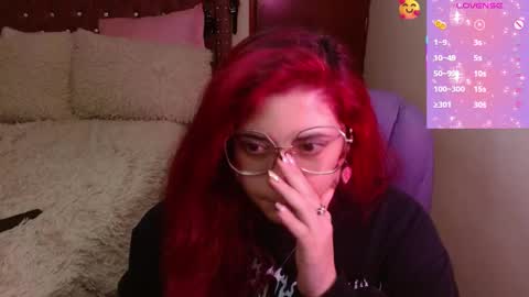 Snapshot of azamy_12 chatting on 01.27.25 Amanda online show from 01.27.25