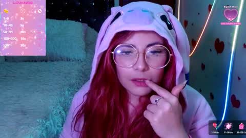 Snapshot of azamy_12 chatting on 02.22.25 Amanda online show from 02.22.25