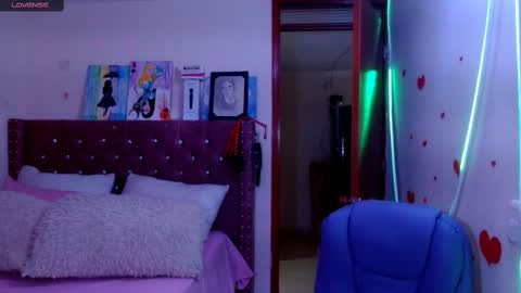 Snapshot of azamy_12 chatting on 02.23.25 Amanda online show from 02.23.25