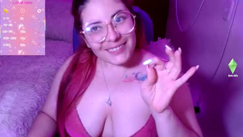 Snapshot of azamy_12 chatting on 03.07.25 Amanda online show from 03.07.25