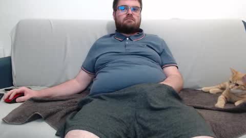 Azer online show from 11.19.25