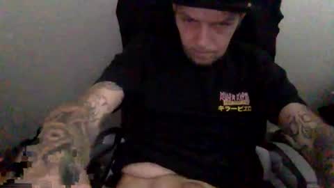 Snapshot of azlee87 chatting on 11.29.25 azlee87 online show from 11.29.25