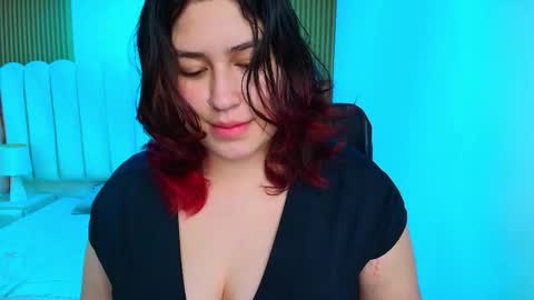 Snapshot of azul_veraa chatting on 02.04.26 Azul online show from 02.04.26