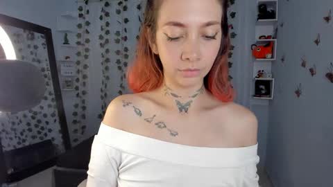 Snapshot of azumi_saan chatting on 10.08.25 azumi saan online show from 10.08.25