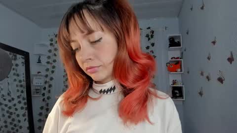 Snapshot of azumi_saan chatting on 10.15.25 azumi saan online show from 10.15.25