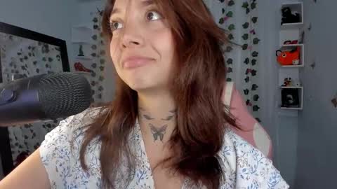 azumi saan online show from 11.12.25