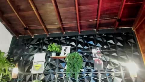 Azuraby online show from 10.31.25