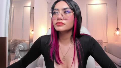 Azura online show from 12.03.24