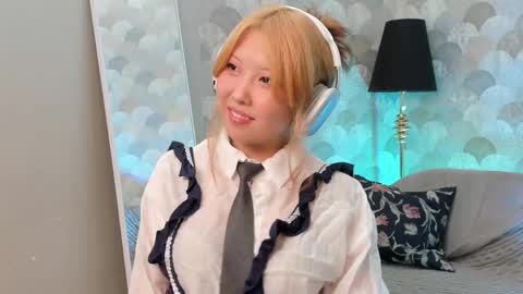 Mimi online show from 04.23.26