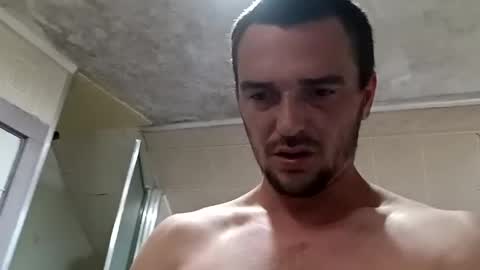 Snapshot of b269852976100 chatting on 05.17.26 b269852976100 online show from 05.17.26
