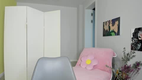 Monica online show from 09.25.25