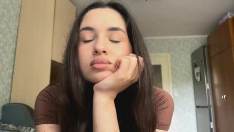 Caroline online show from 05.19.26