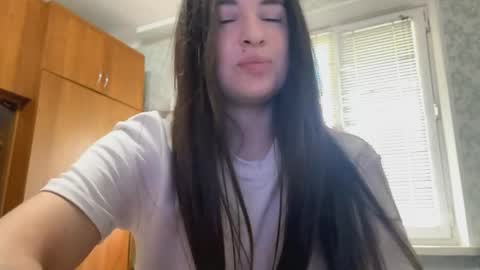 Caroline online show from 05.25.26