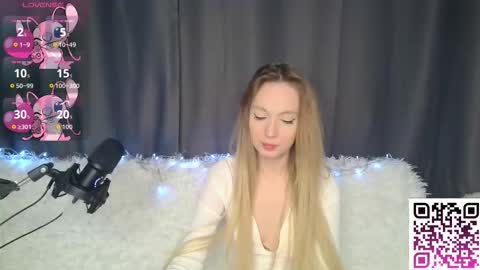 Foxy online show from 09.14.25