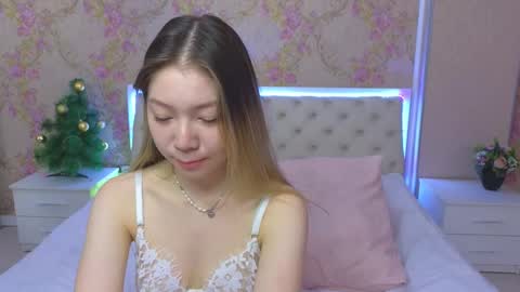 Snapshot of babby_rabbit_ chatting on 12.23.24 Cute Raby online show from 12.23.24