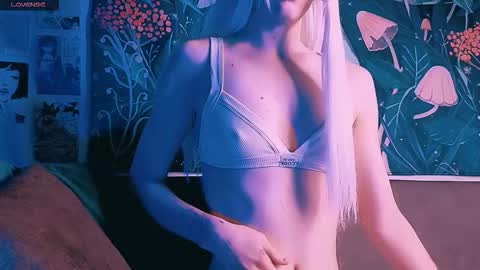 babe_moister online show from 09.21.25