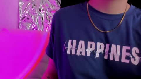 Snapshot of babeblair chatting on 09.30.25 Queen B online show from 09.30.25