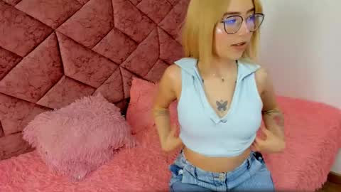 Maddie online show from 02.04.26