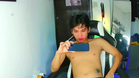 Snapshot of baby_aries69 chatting on 05.31.26 your Baby Aries69 online show from 05.31.26