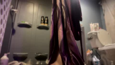 Snapshot of baby_buddha chatting on 12.06.24 baby buddha  online show from 12.06.24